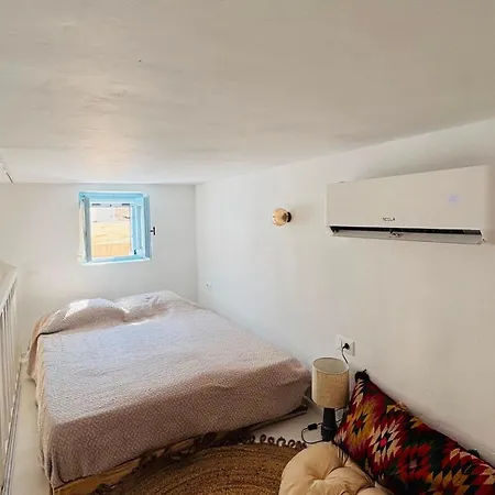 Maison Pnoe Apartament Karpatos